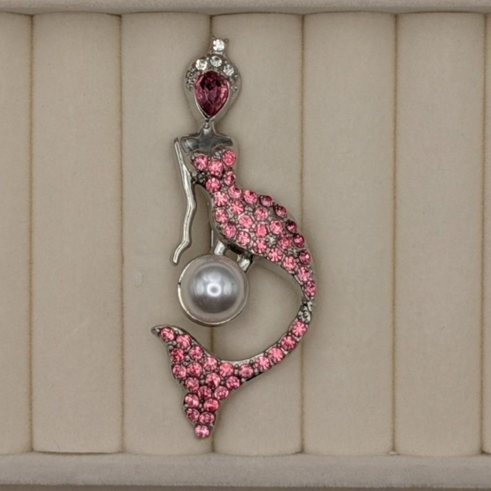 Mermaid Brooch Pink Rhinestone Faux Pearl Silver Tone Nautical Costume Pin NEW - Picture 5 of 5